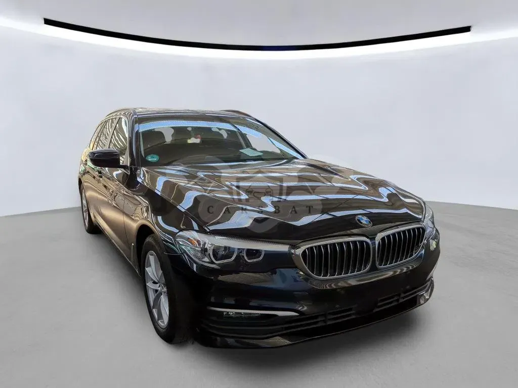 BMW 5 Series Touring 520d 2020