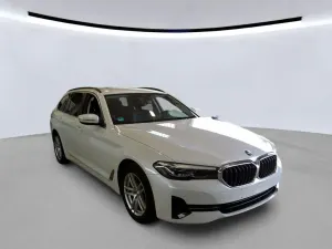 BMW 5 Series Touring 520d 2023