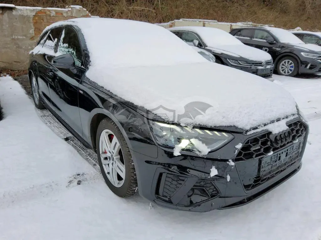 Audi A4 Avant 45 TFSI S Line 2024