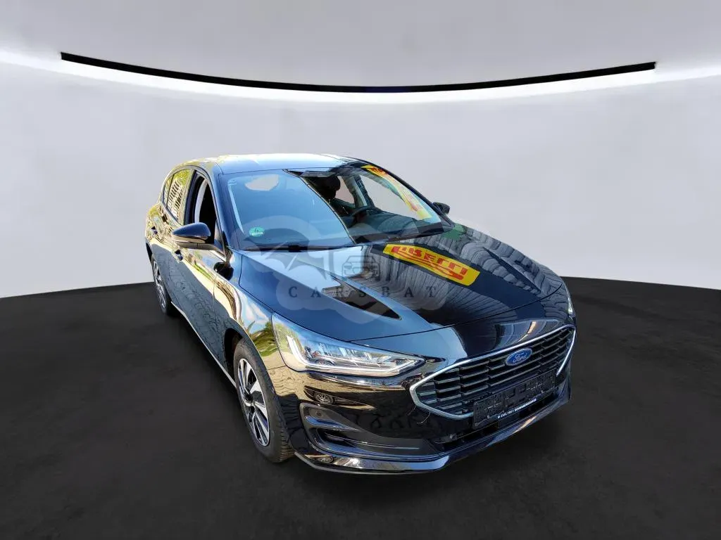 Ford Focus 1.0 EcoBoost Titanium 2025