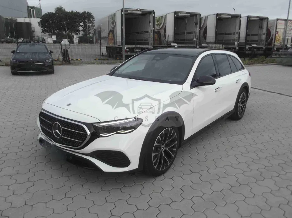 Mercedes-Benz E All-Terrain 300de 2024