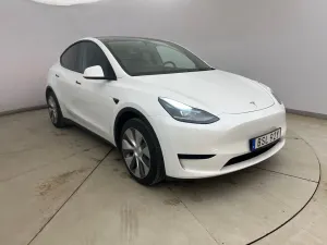 Tesla Model Y Standard Range 60 kWh 2023