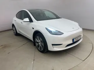Tesla Model Y Standard Range 60 kWh 2023