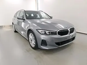 BMW 3 Series Touring 318d Lounge 2022