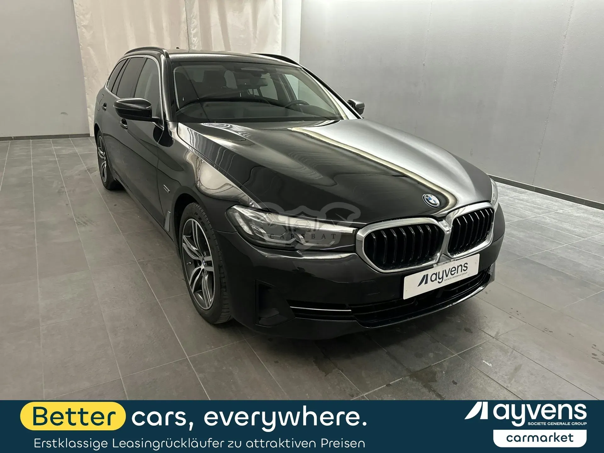 BMW 5 Series Touring 530e 2023