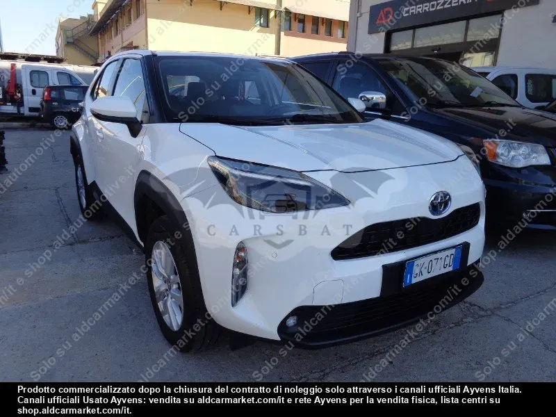 Toyota Yaris 1.5h Business 2022