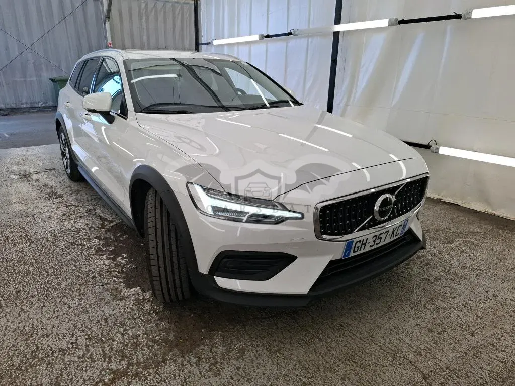 Volvo V60 Cross Country B4 Pro 2022