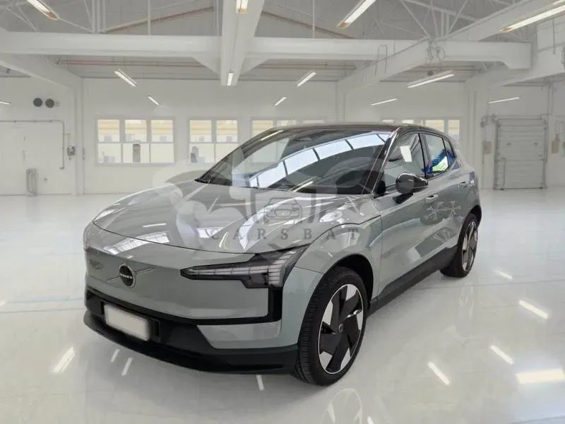 Volvo EX30 Extended Range Plus 2024