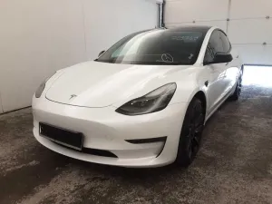 Tesla Model 3 Long Range Performance 2023