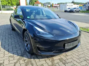 Tesla Model 3 Standard Range 2023