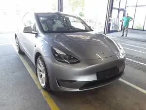Tesla Model Y Long Range 2023