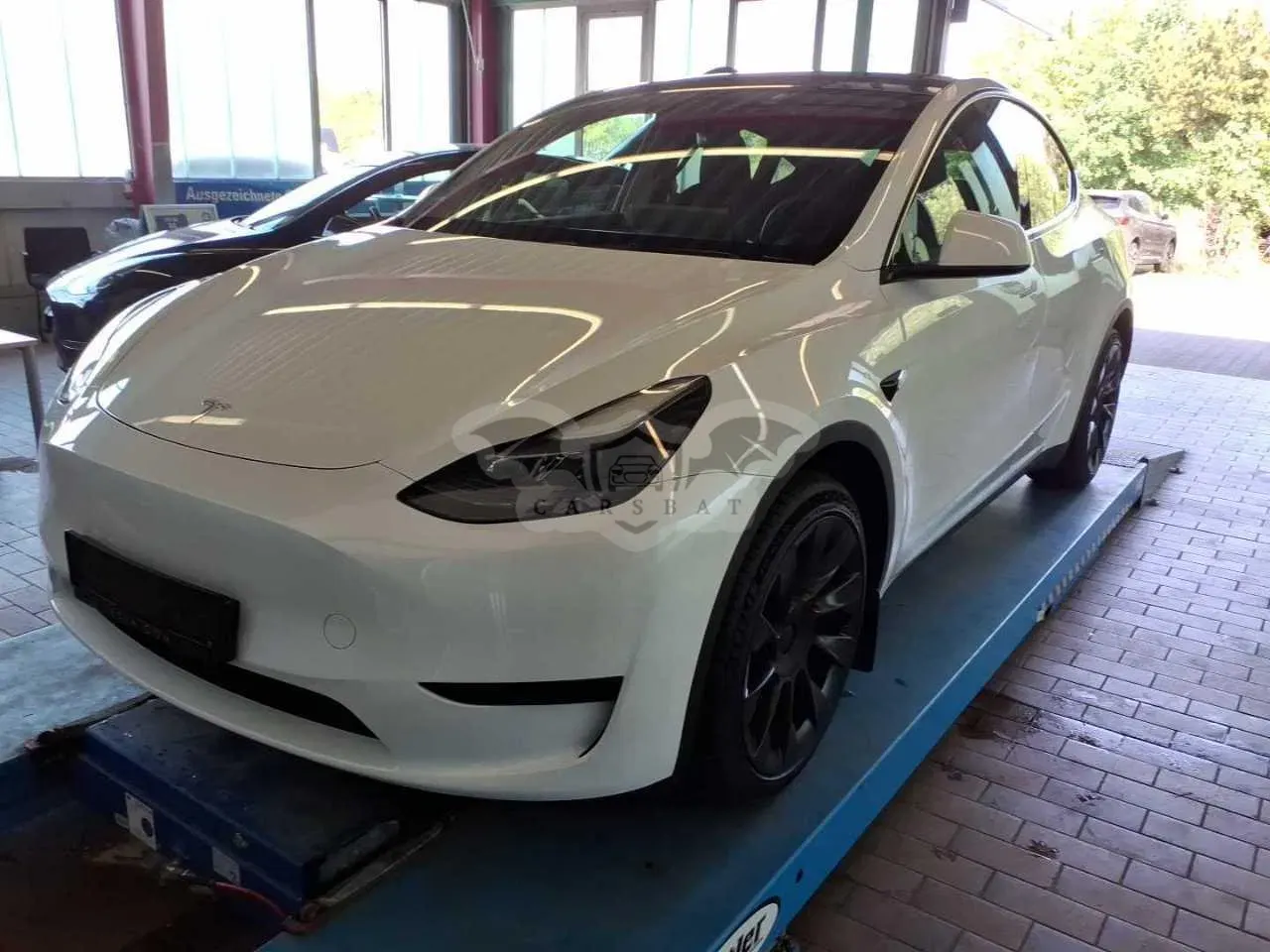 Tesla Model Y Standard Range 2023