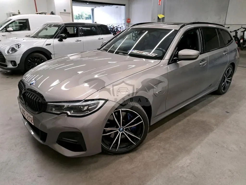 BMW 3 Series Touring 320e M Sport 2022