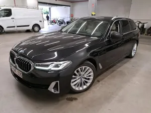 BMW 5 Series Touring 530e Luxury 2022