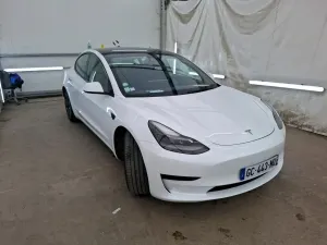 Tesla Model 3 Standard Range Plus 2021