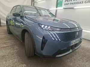 Peugeot 3008 1.2i 2024