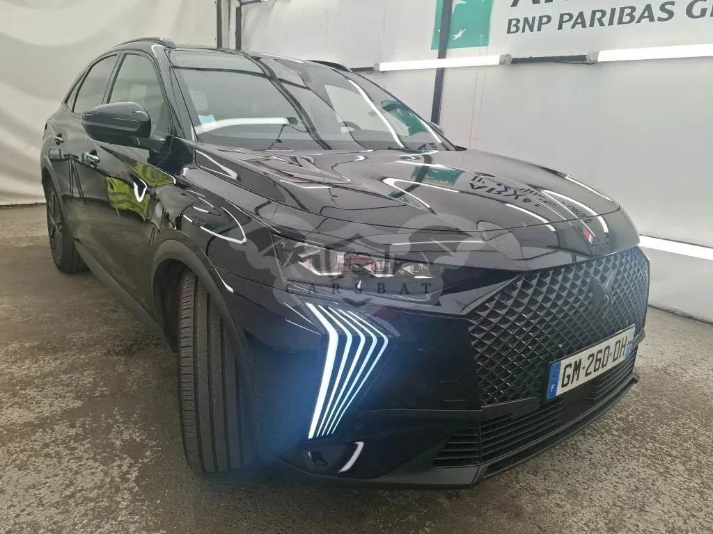 DS DS7 Crossback Performance Line + 2022