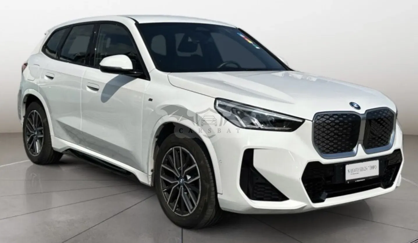 BMW iX1 30 2024