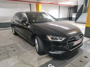 Audi A4 Avant 30 TDI Attraction 2021