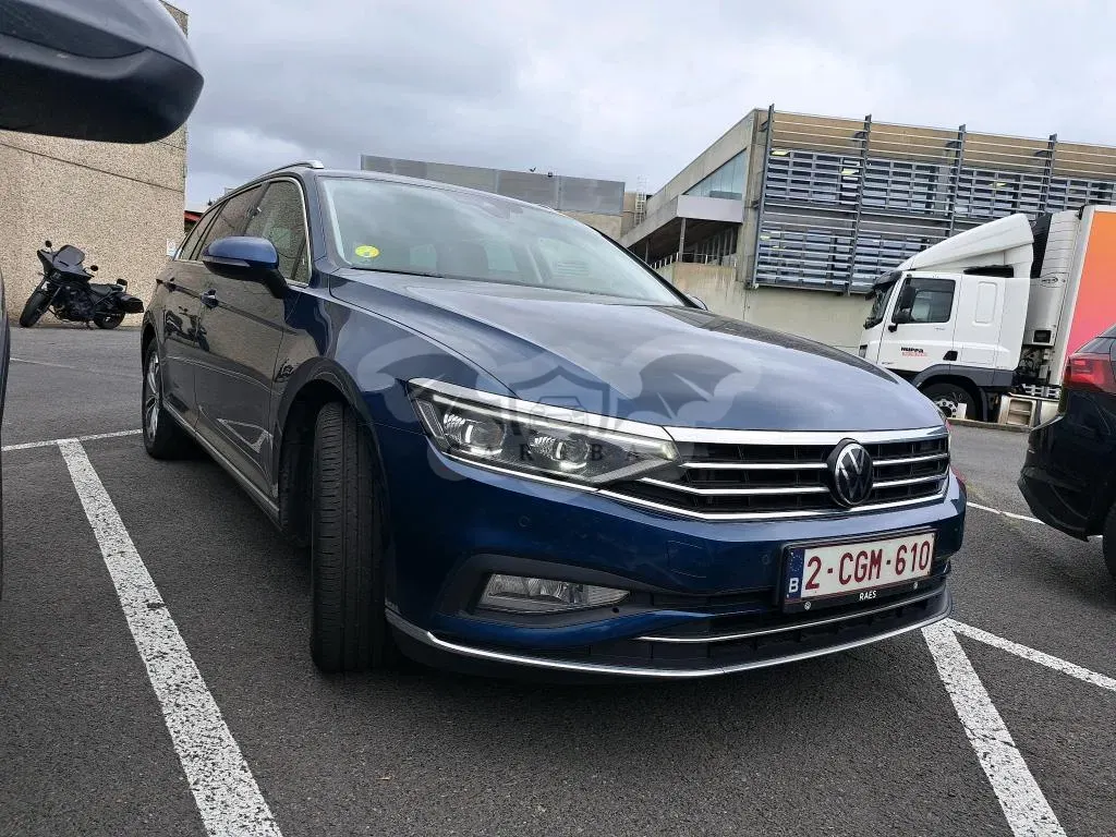 Volkswagen Passat Variant 2.0 TDI Elegance Business 2022
