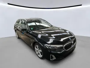 BMW 5 Series Touring 530e 2022