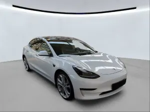 Tesla Model 3 75 kWh 2023