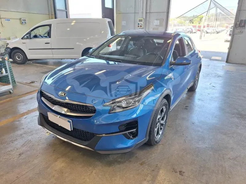 Kia Ceed XCeed 1.6 CRDi Business 2021