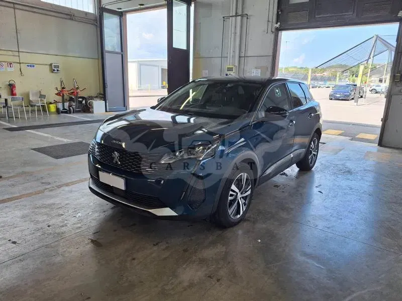 Peugeot 3008 1.2i Active Business 2022