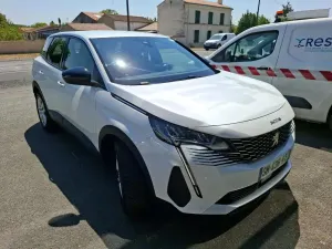 Peugeot 3008 1.2 Active Pack 2022