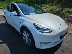 Tesla Model Y Long Range 2023
