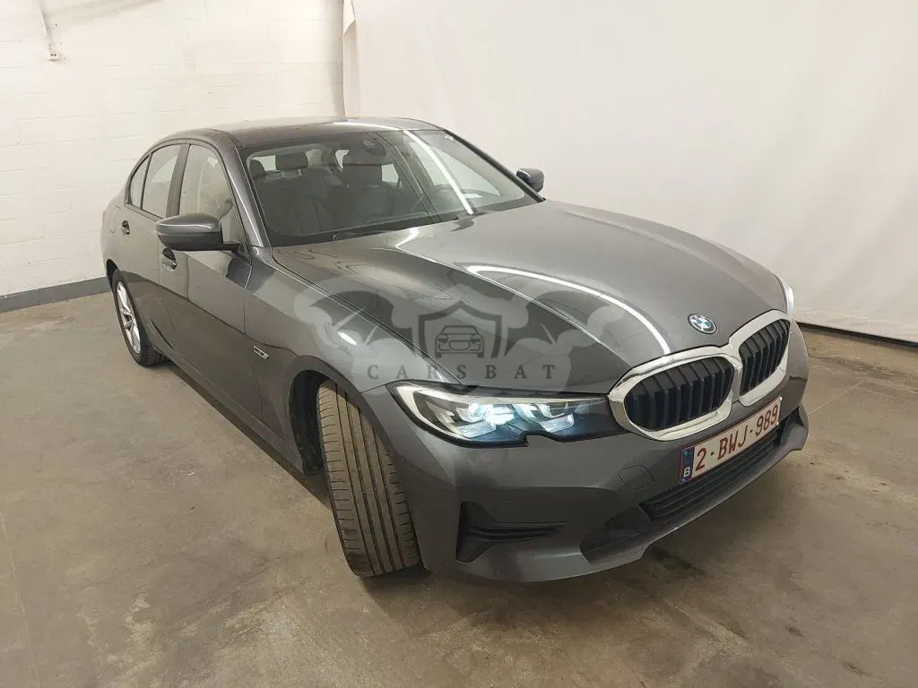 BMW 3 Series 320e 2022