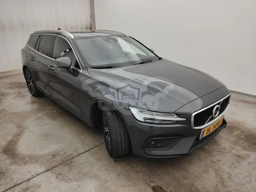 Volvo V60 2.0 B4 Momentum Pro 2021