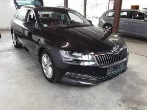 Skoda Superb Combi 2.0 TDI Premium 2022