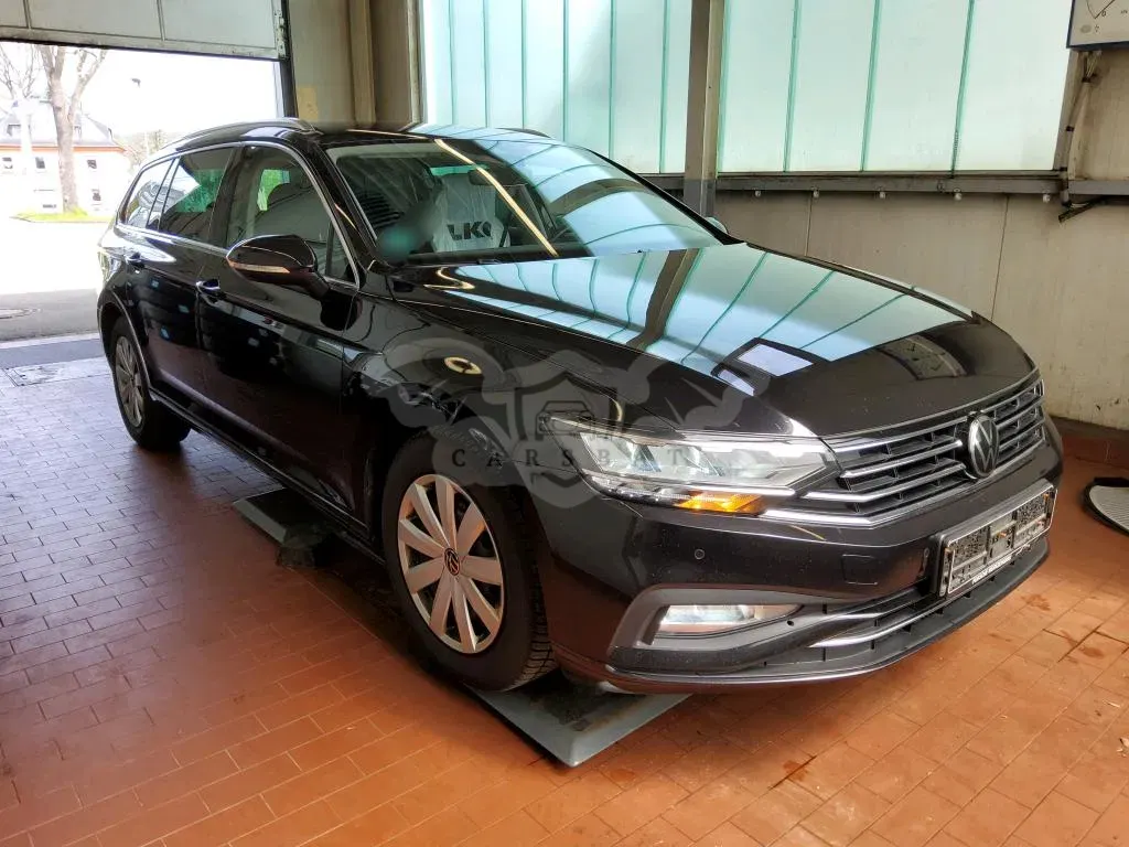 Volkswagen Passat Variant 2.0 TDI Business 2022