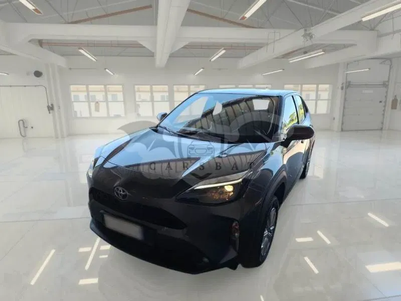 Toyota Yaris Cross 1.5h Business 2022