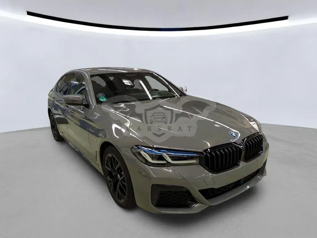 BMW 5 Series 545e 2022