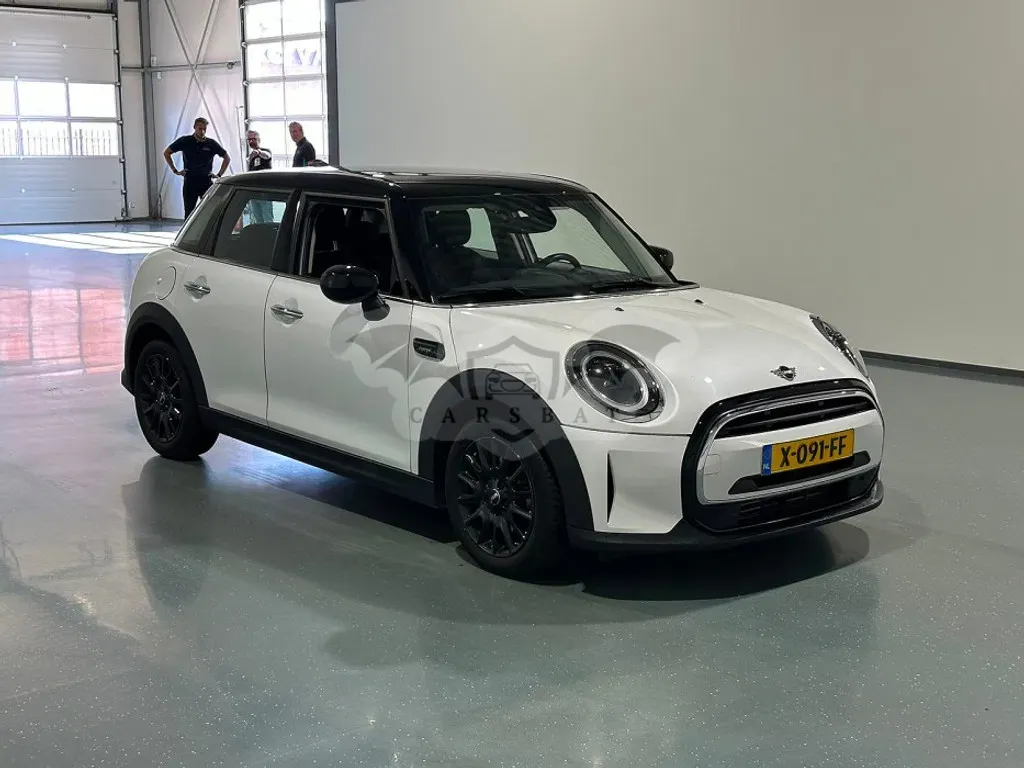 Mini 5 Doors Cooper 1.5 Business 2023