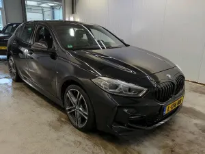 BMW 1 Series 118i Business 2021