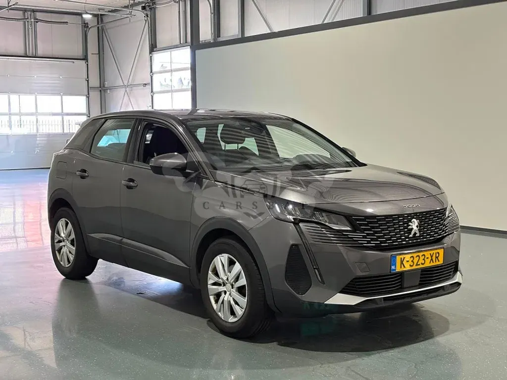 Peugeot 3008 1.2i Active 2021