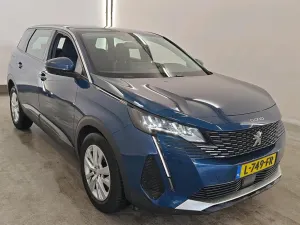 Peugeot 5008 1.2i Active 2021