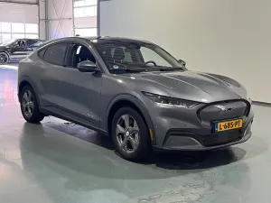 Ford Mustang Mach-E 76 kWh 2021