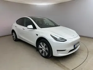 Tesla Model Y Long Range 2023