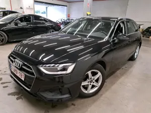 Audi A4 Avant 30 TDI Business 2021