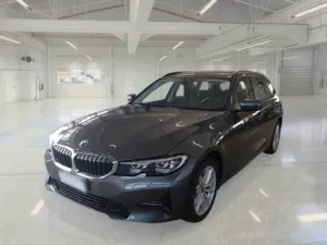 BMW 3 Series Touring 318d Business Advantage 2020