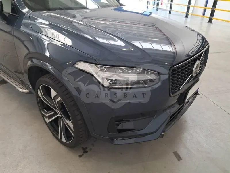 Volvo XC90 B5 Plus Dark 2023