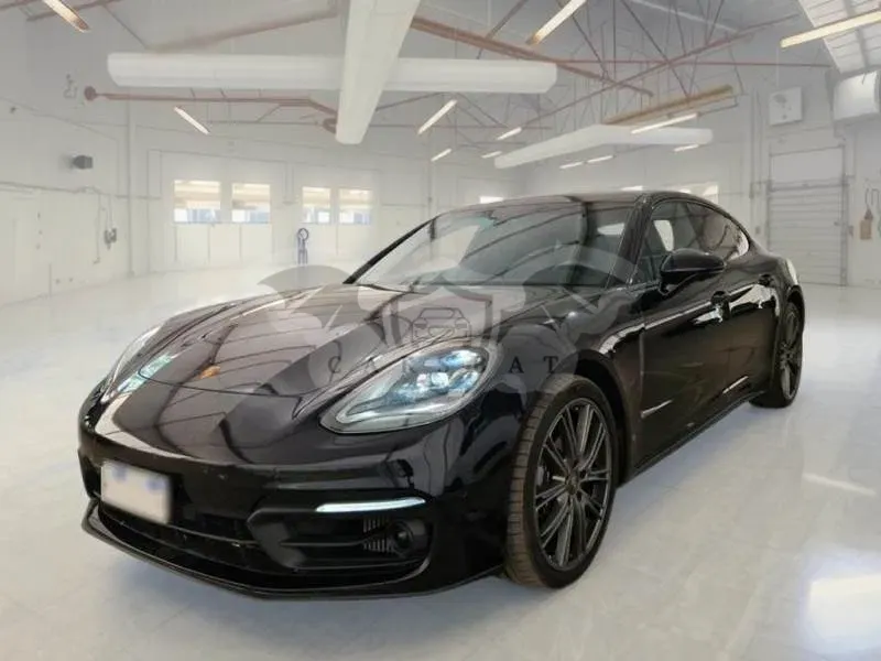 Porsche Panamera 4 Platinum 2023