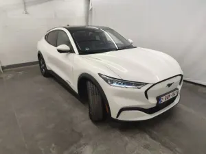 Ford Mustang Mach-E 76 kWh 2021
