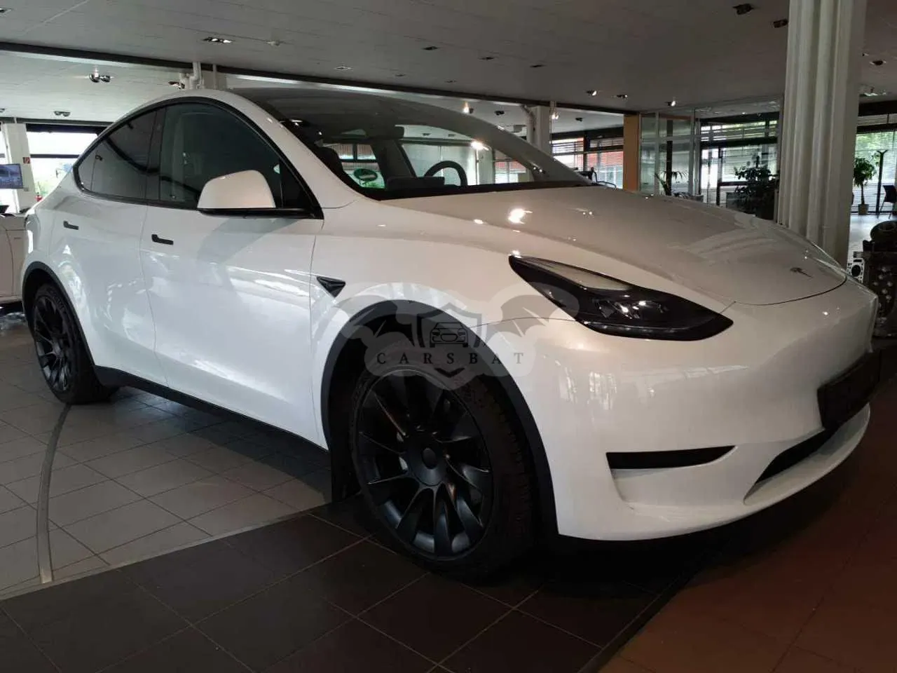 Tesla Model Y Standard Range 2023