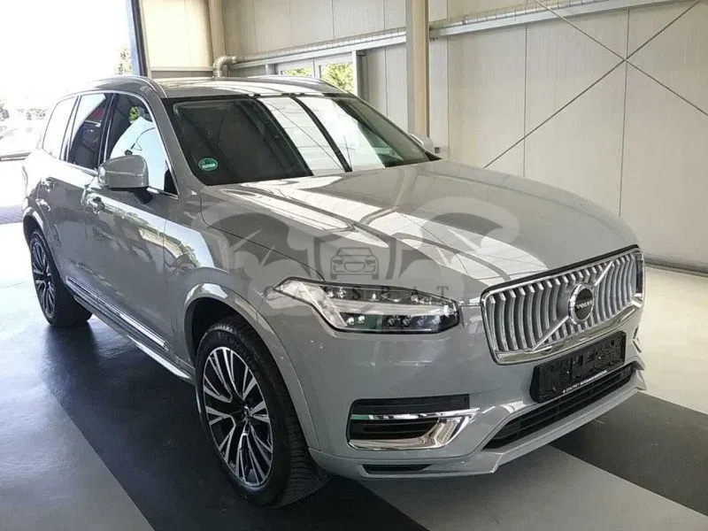 Volvo XC90 T8 Core 2024