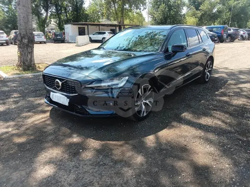 Volvo V60 B5 Ultimate Dark 2023